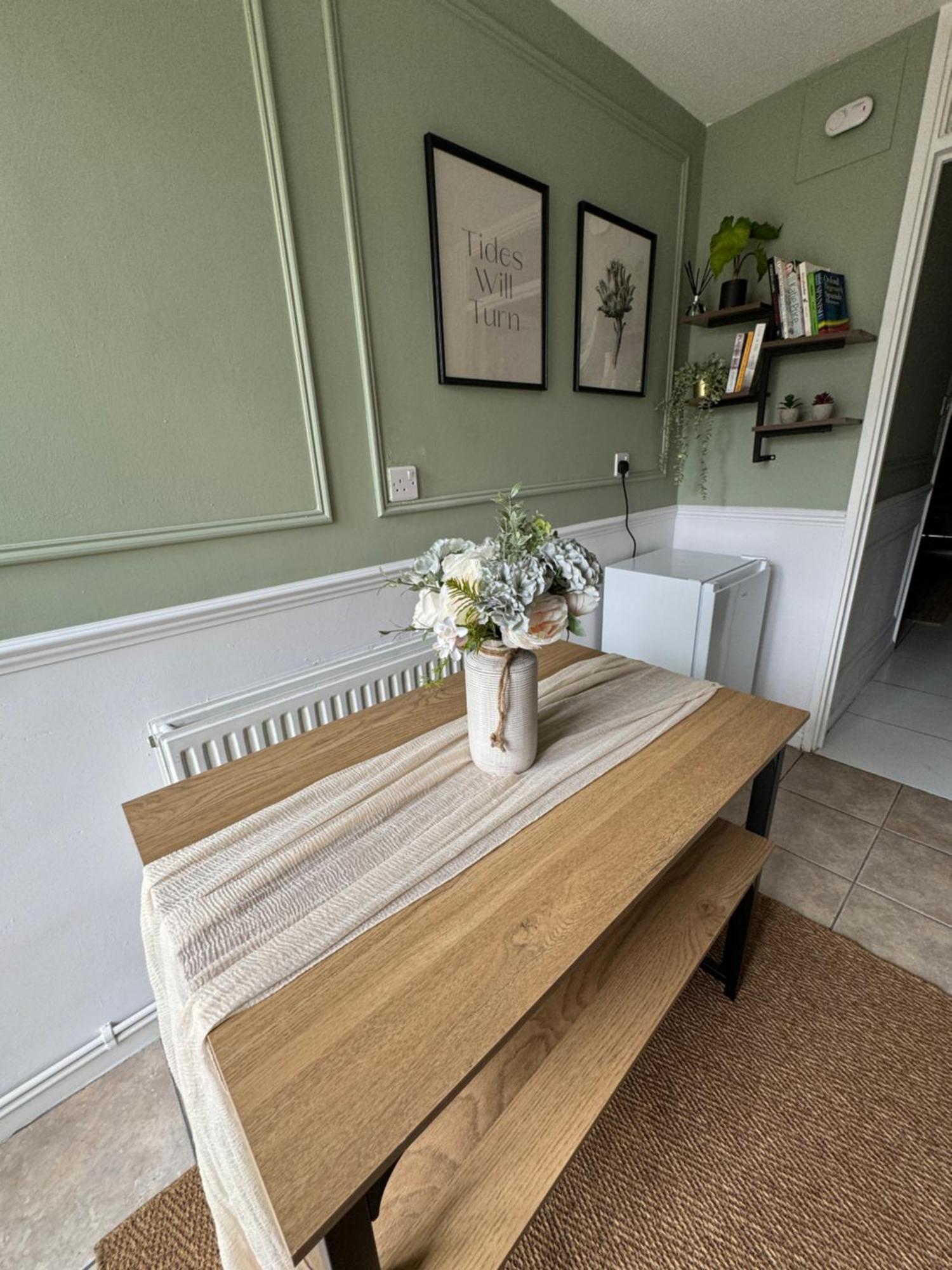 Grace House - 15 Minutes To Central London Thamesmead  외부 사진